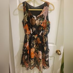 Suzy Shier floral mini dress, size US M